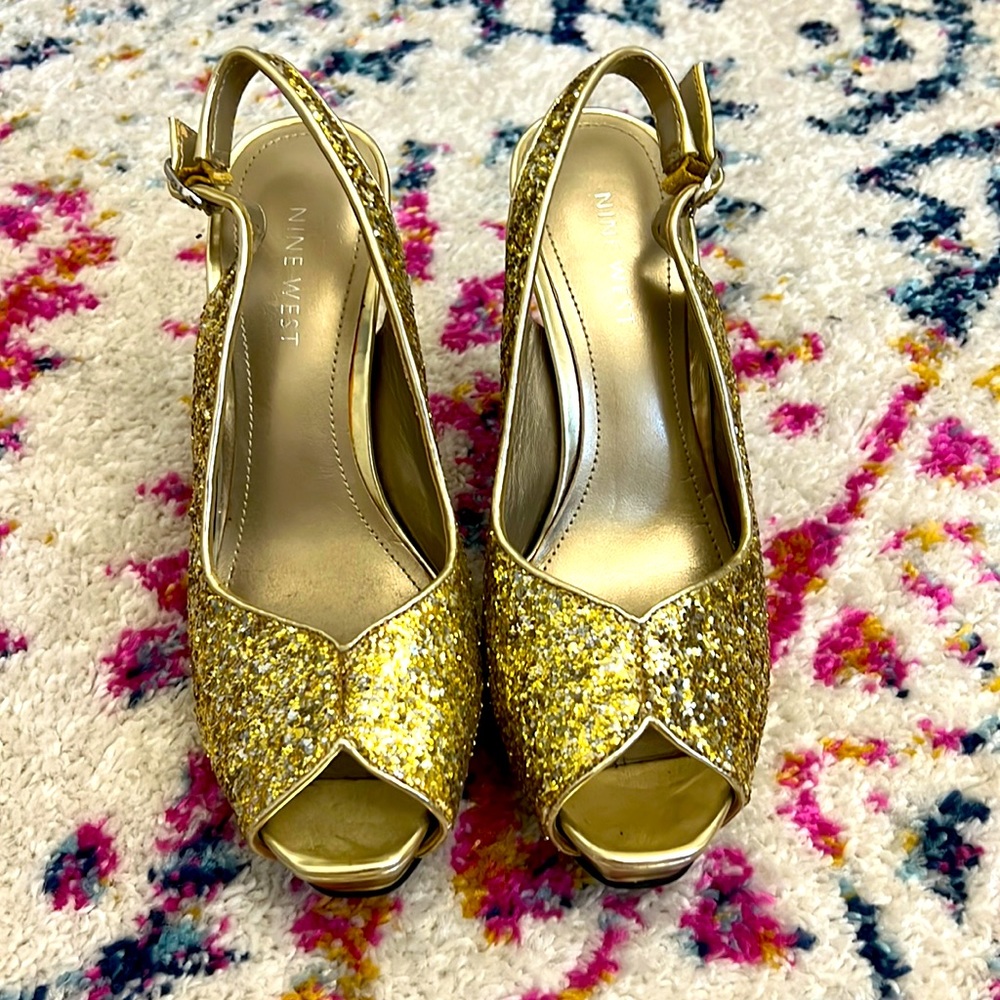 Gold glitter Nine West Sling back peep toe heels